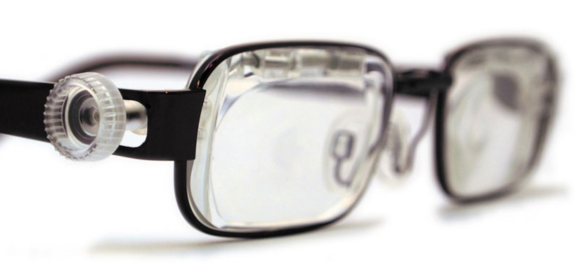 eyejusters self adjustable glasses for the developing world