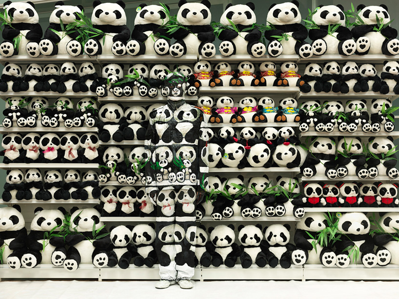 liu bolin: lost in art at eli klein gallery