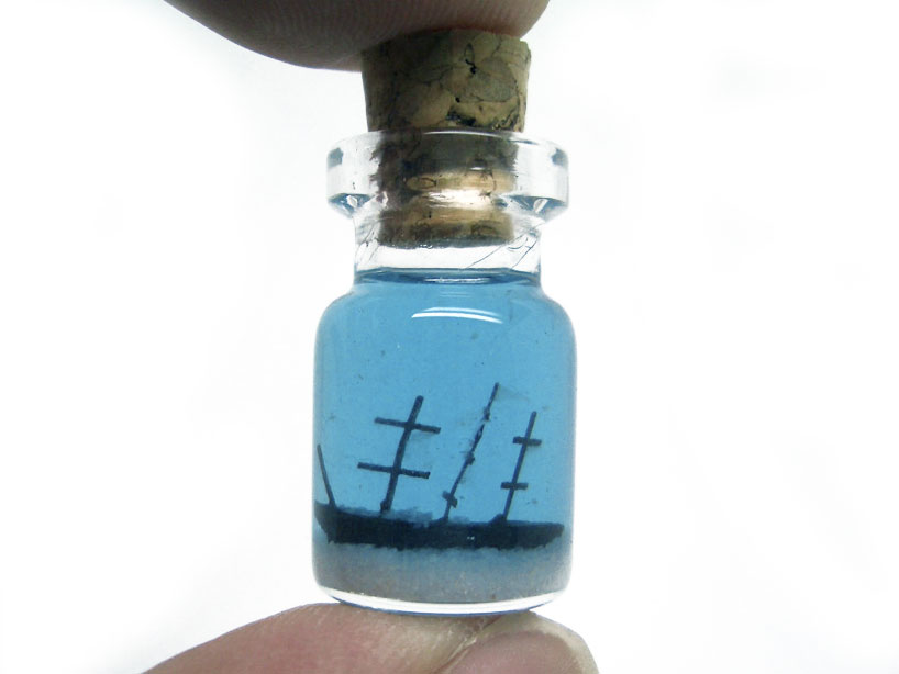 akinobu izumi: tiny world in a bottle