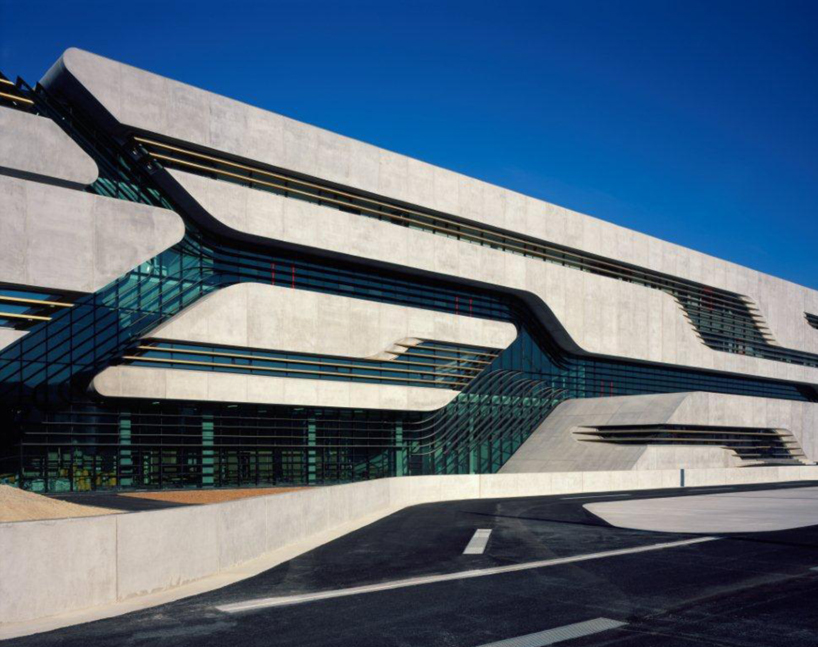 zaha hadid: pierres vives in montpellier