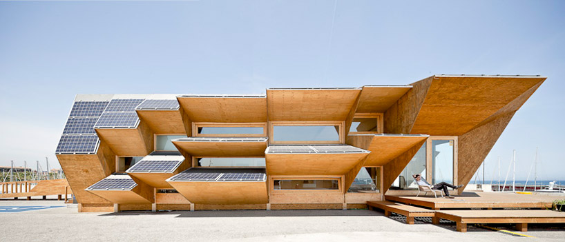 IAAC endesa solar pavilion