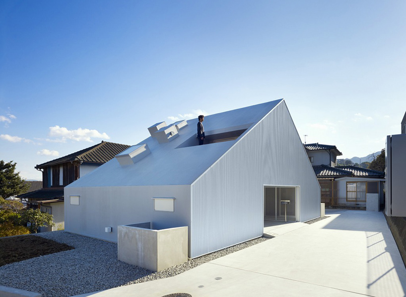 takao shiotsuka atelier: cloudy house