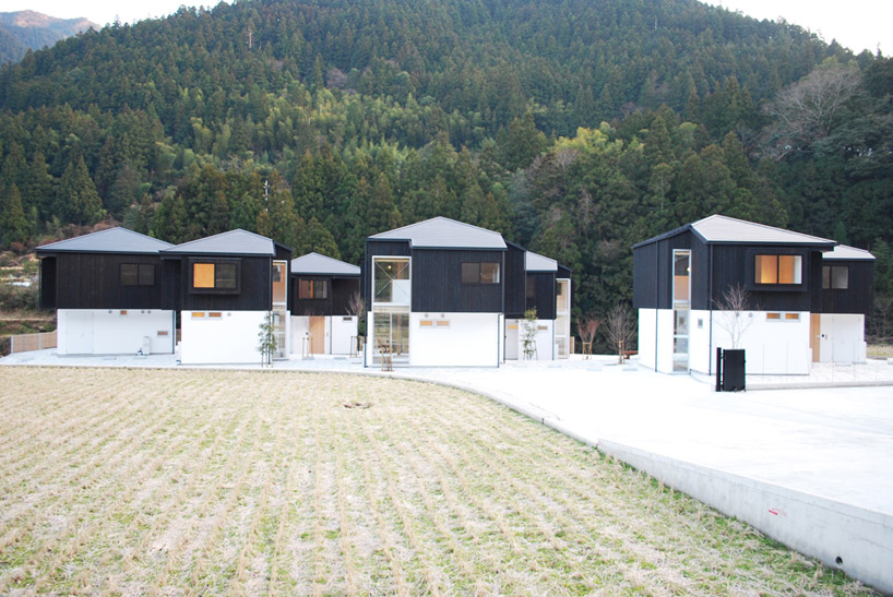 sogabe lab + hari architects: kamikatsu asahi municipal housing