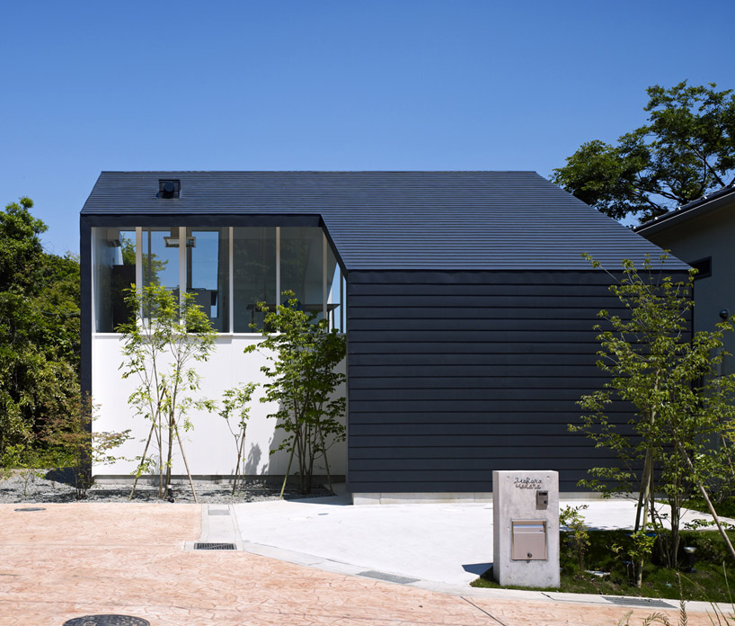 kochi architect's studio: 47% house