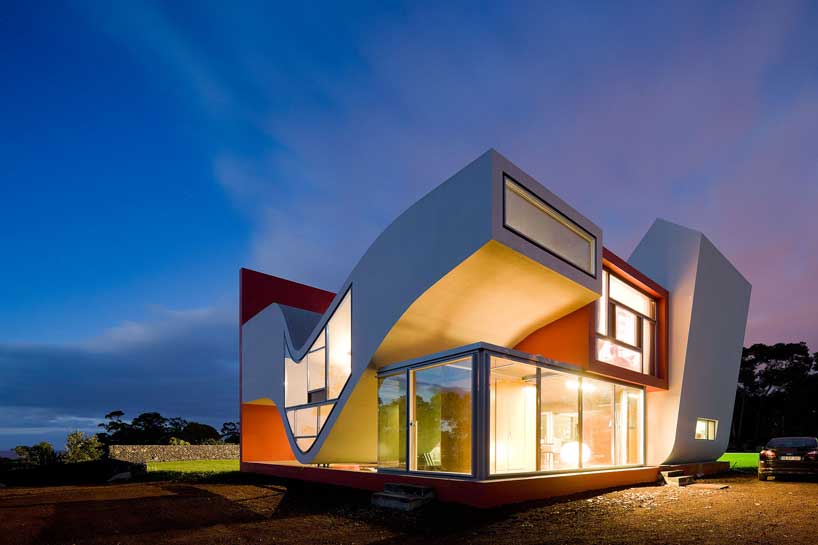 bernardo rodrigues arquitecto: house on the flight of birds