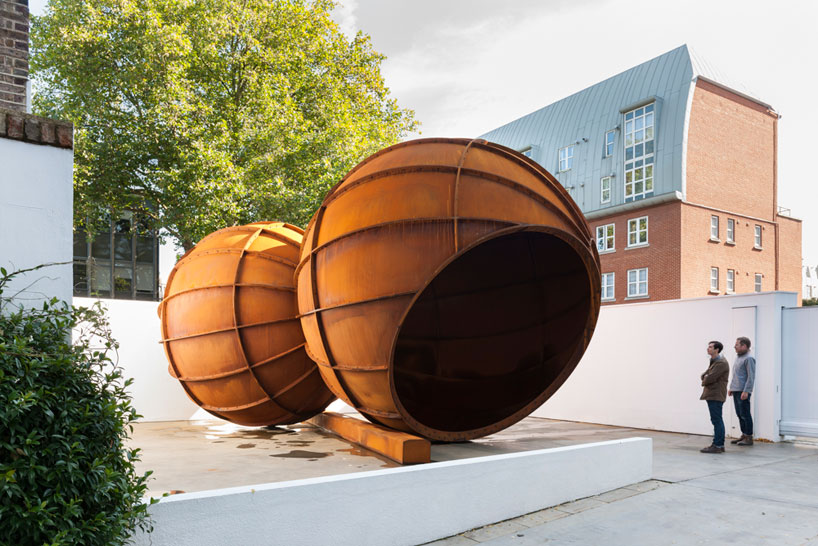 anish kapoor at lisson gallery