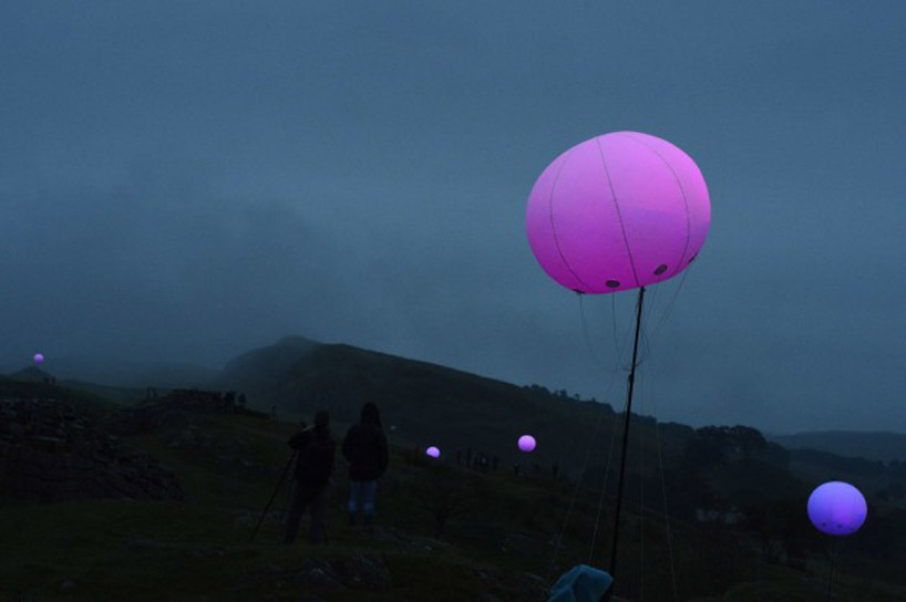 400 pulsating balloon installation by yesyesno