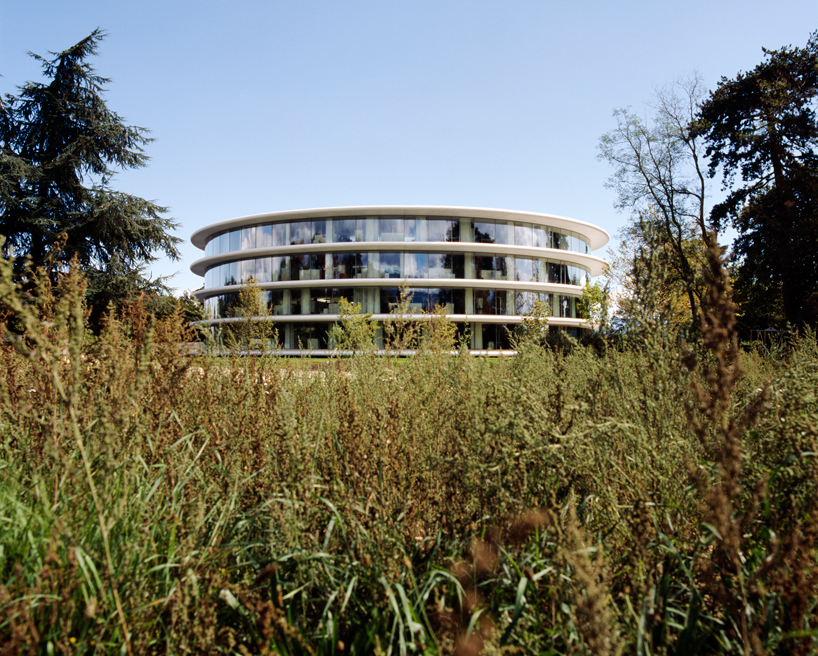 bassicarella architectes: UEFA campus