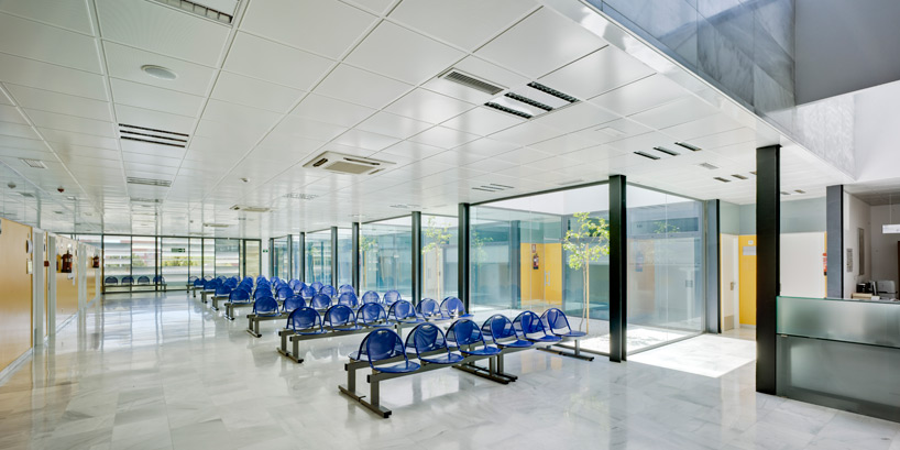 ferrer arquitectos: north mediterranean health center - 6