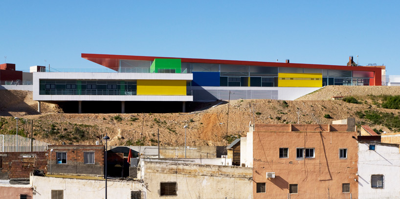 ferrer arquitectos: los almendros social centre