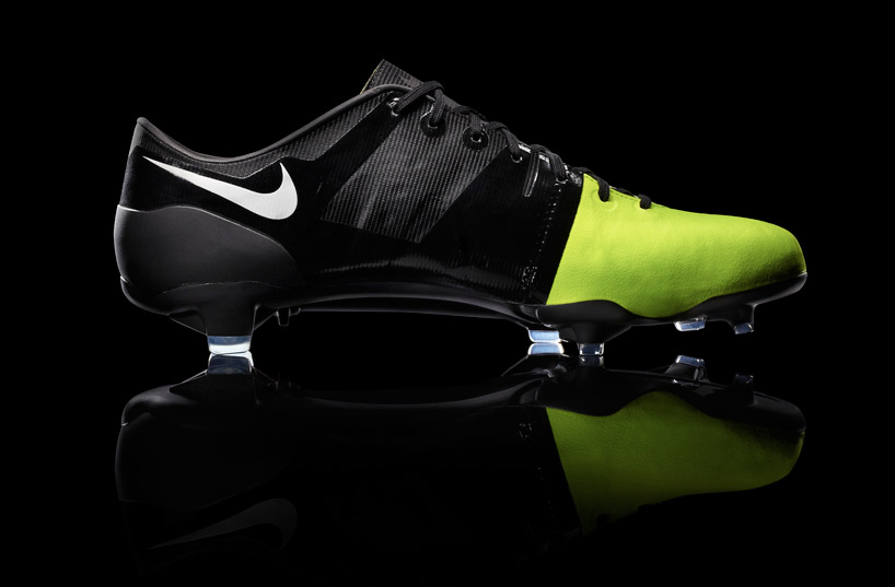 nike gs soccer cleats
