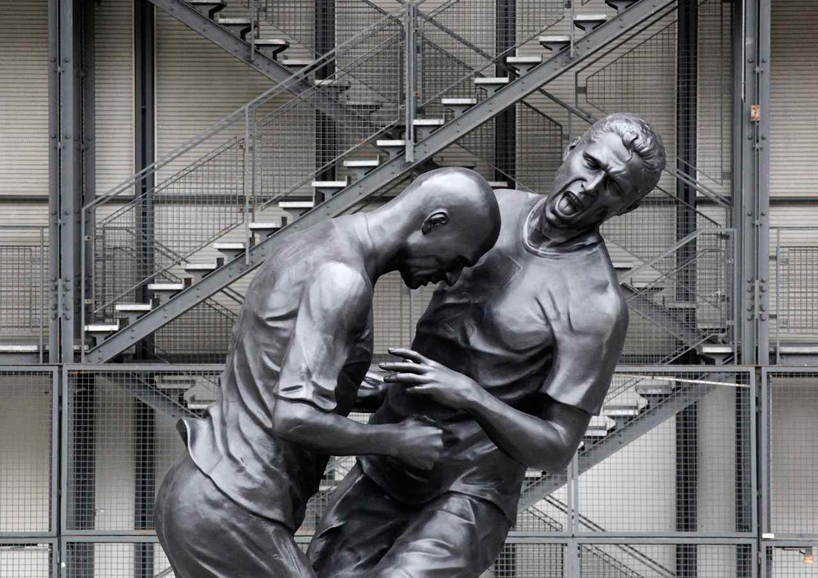 zinedine zidane headbutt statue by adel abdessemed