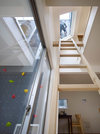 naf architect & design: 3 way house