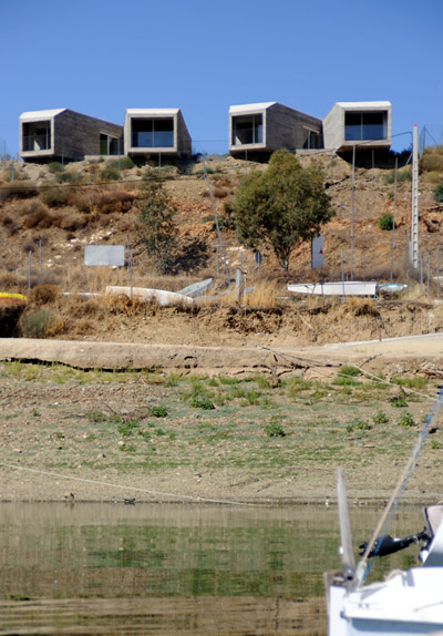 estudio arquitectura hago: 4 bungalows