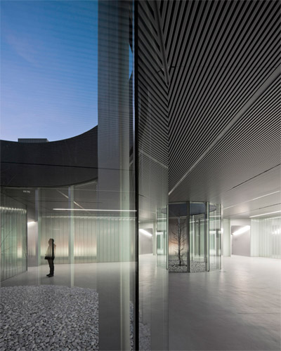 EXIT architects: cultural civic center in palencia