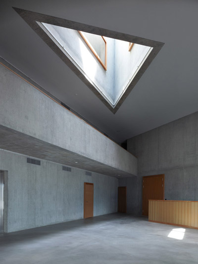 frei rezakhanlou architectes: school in chermignon