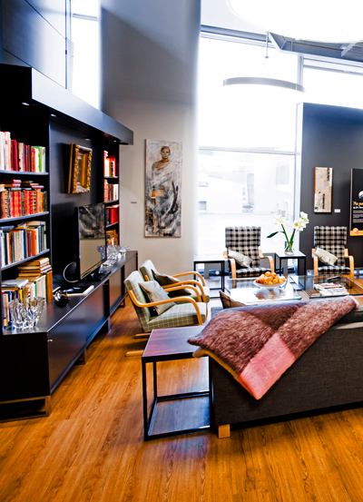 almost @ home airport lounge