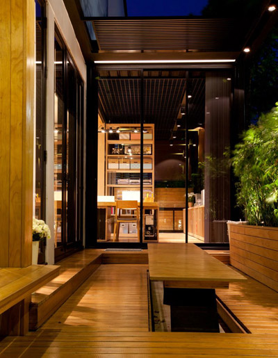 apostrophy's office in thailand