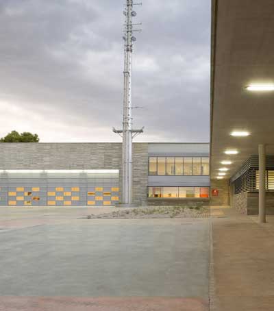 mestura arquitectes: fire station gava