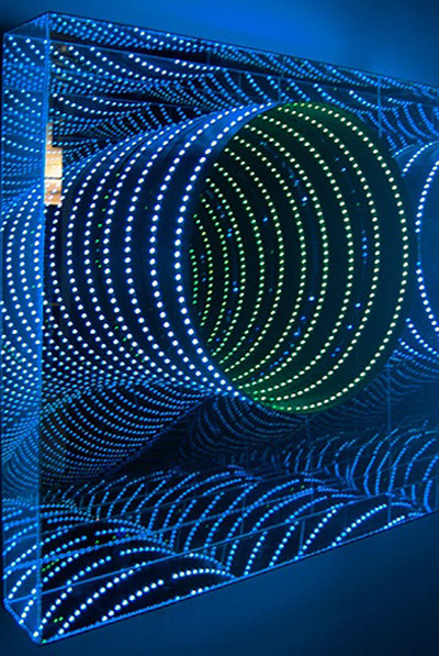 hans kotter: light boxes and point of view