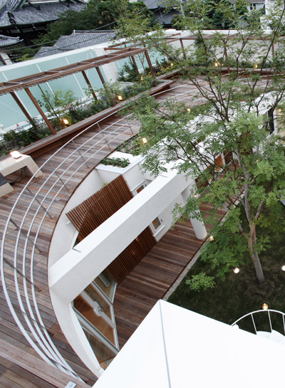 edward suzuki architecture: F residence