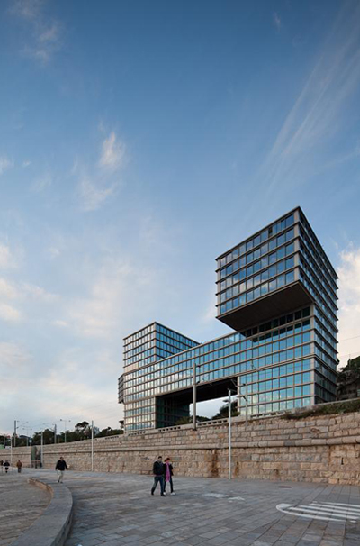 gonçalo byrne arquitectos: estoril sol residence