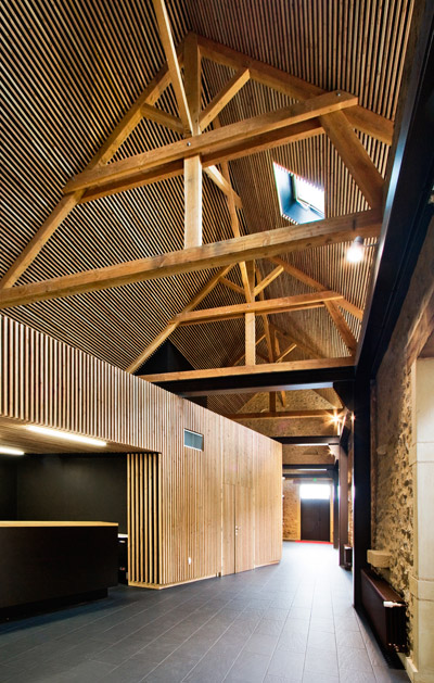 calderon folch sarsanedas arquitectes: léonce georges community center