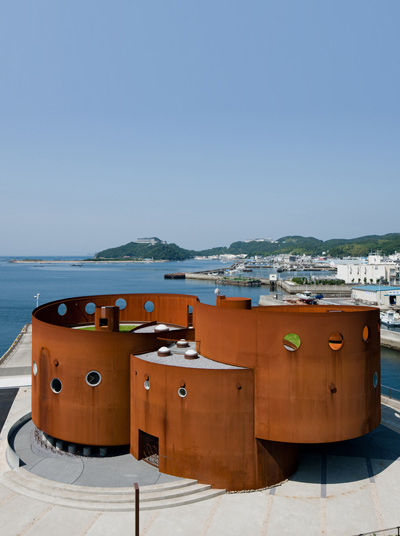 endo shuhei architect institute: looptecture F