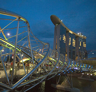 moshe safdie: marina bay sands opens