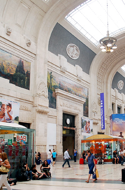 new milan central railway station