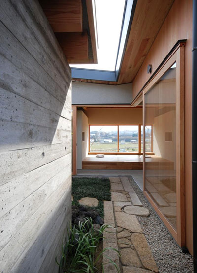 matsunami mitsutomo architect + associates: residence in kishigawa