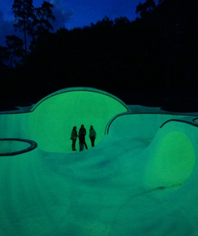 glow in the dark skatepark