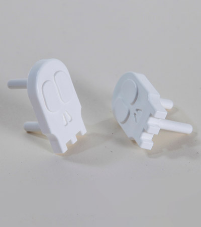 nynne færch: electrical socket safety guard