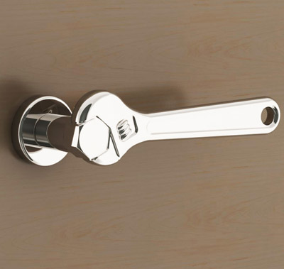 crescent handle by rafael gonzalez urdaneta   hands on door handles shortlist