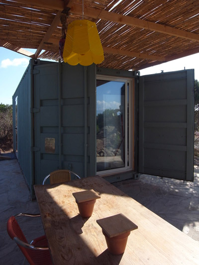 container summer residence   great for nature lovers