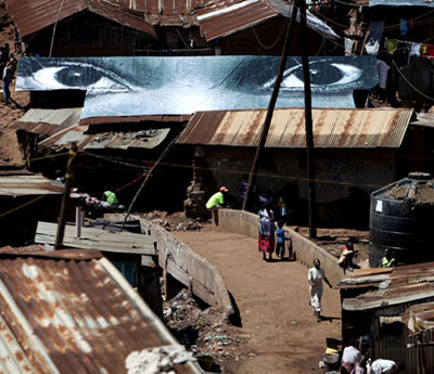 french artist JR and his kibera photo graffity project in kenya