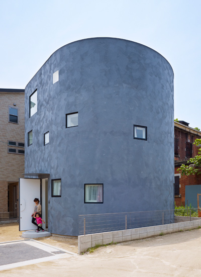 FUTURE STUDIO: light stage house