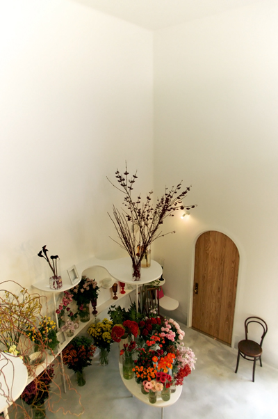nadamoto yukiko architects: flower shop green life
