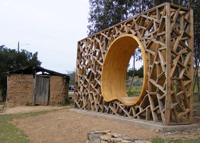 'landmark route' by ronald hernandez, marcelo valdes, osvaldo veliz