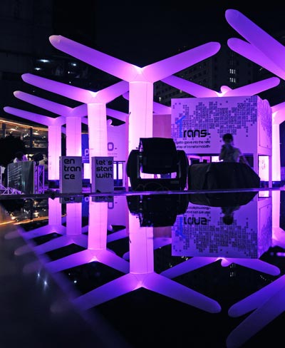 apostrophy's: crack da code exhibit