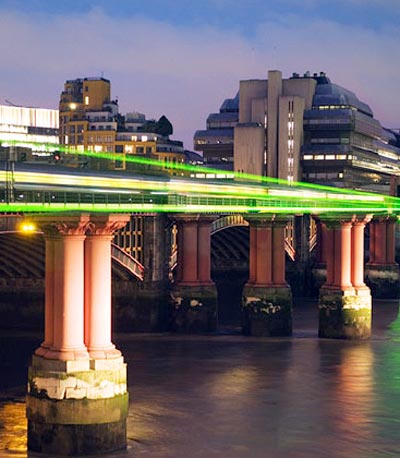 drift 08   art exhibition on the river thames