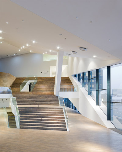 delugan meissl: EYE film institute