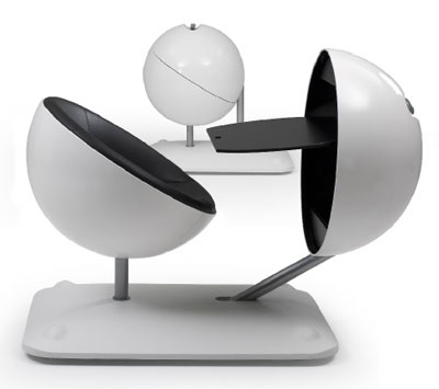 'globus' by michiel van der kley