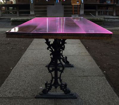 'flat table' by schemata architecture office