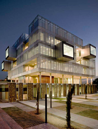 voluar arquitectura: comisaria fuencarral