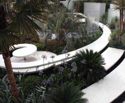 elevation garden by philip nash   made using Corian® by DuPont™