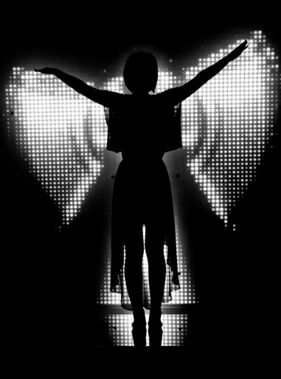 ice angel installation by cinimod studio