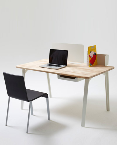 samuel wilkinson: mantis desk