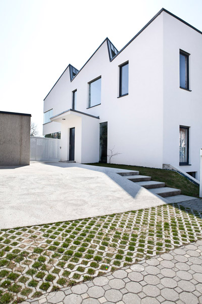 martin möstbock: my cousin's house