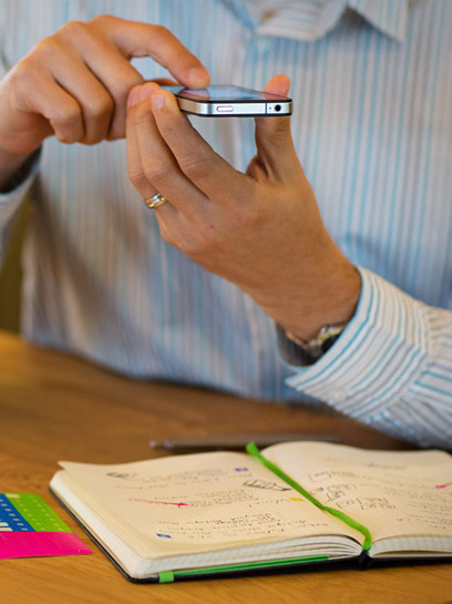 moleskine smart notebook for evernote digitizes handwriting and sketches